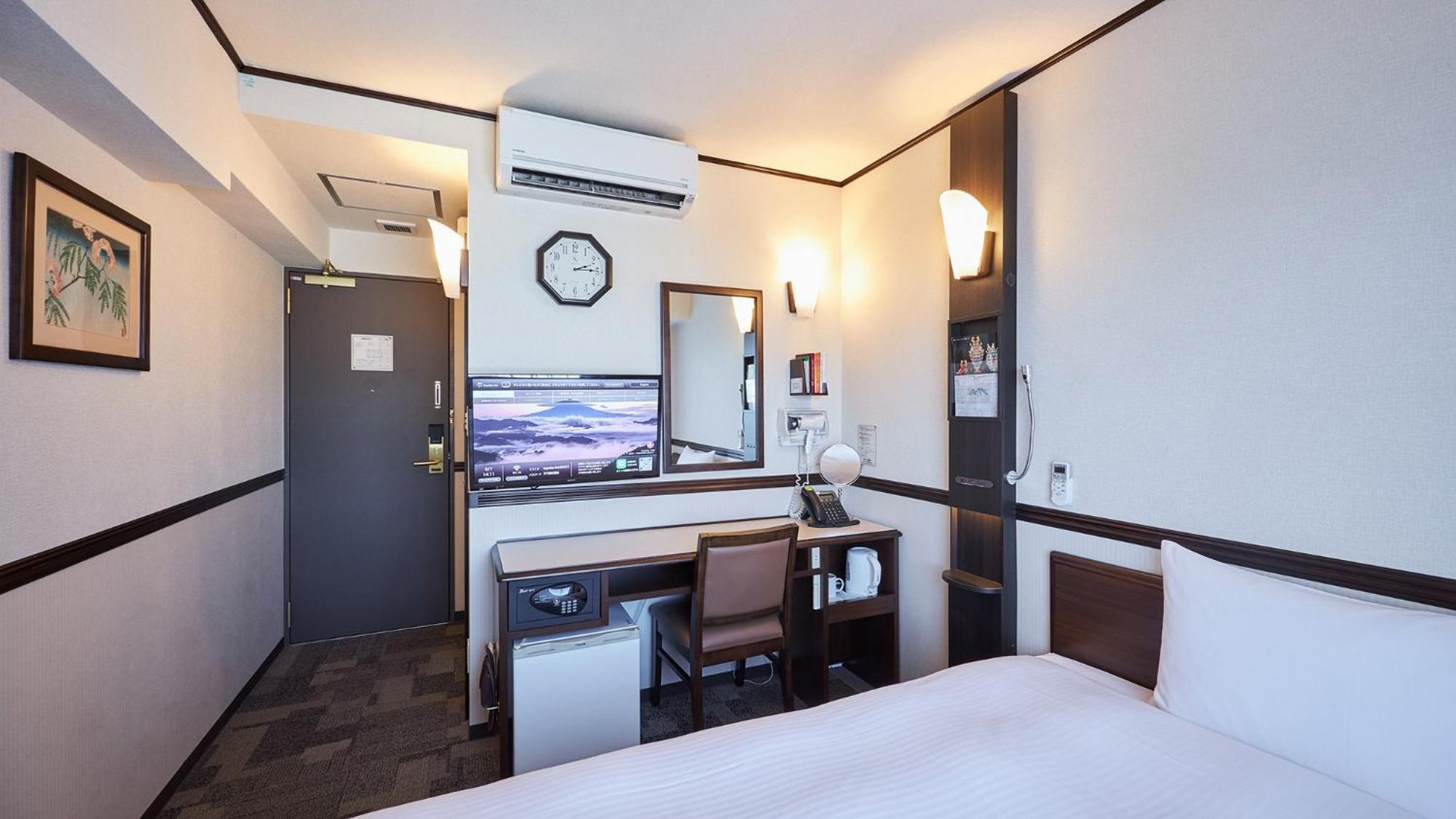 Toyoko Inn Tsu Eki Nishi Guchi Dış mekan fotoğraf
